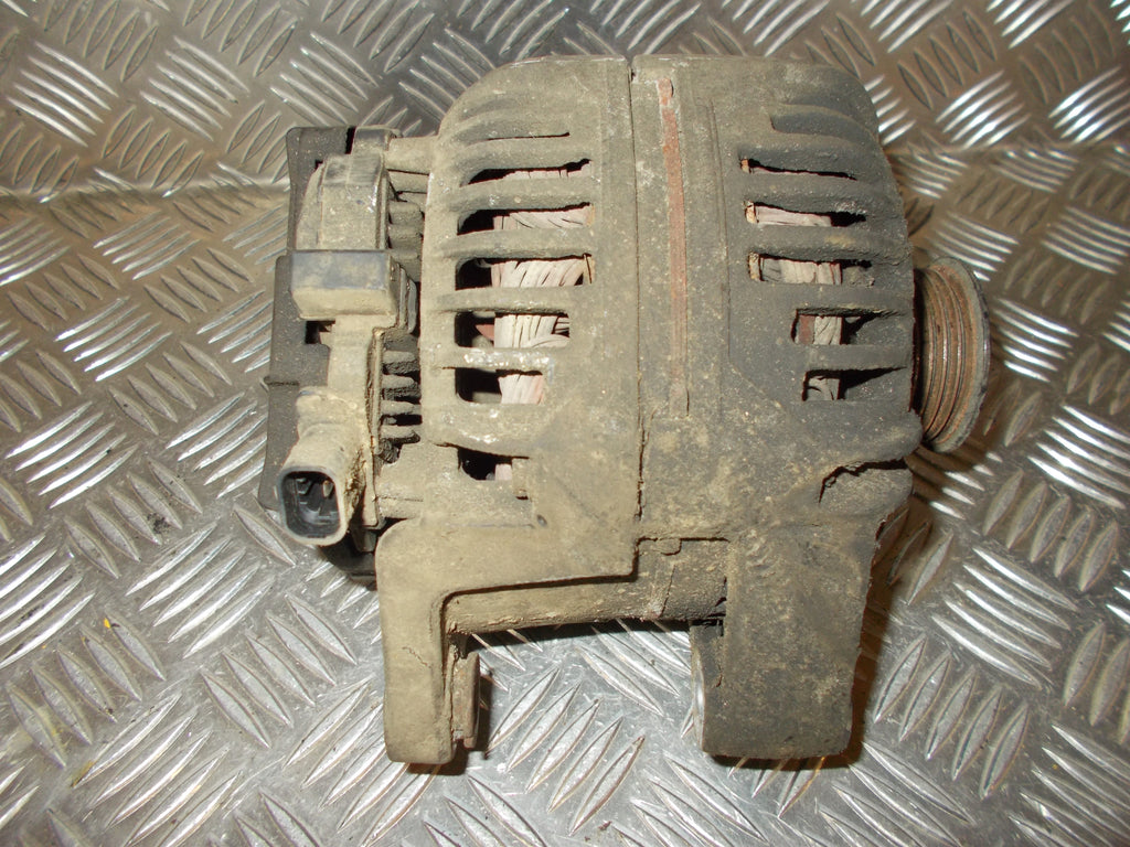 Opel Zafira A Generator Med OEM Nr. CA1582IR Fra Opel Ophugger