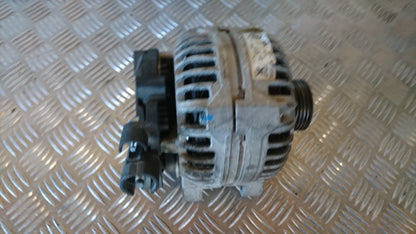 Peugeot 306 Generator Med OEM Nr. 57054F Fra Peugeot Ophugger