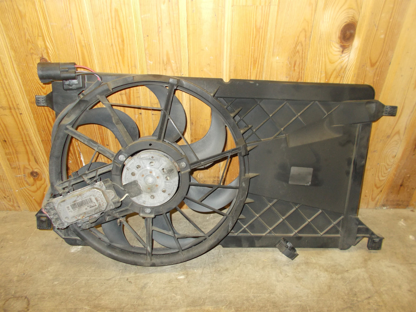 Volvo S40/V50 Kølerblæser El Med OEM Nr. 1137328558 Fra Volvo Ophugger