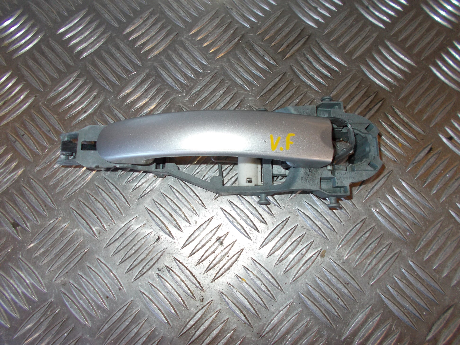VW Golf 5 1K Håndtag Udvendig Med OEM Nr. 1K5837205GRU Fra VW Ophugger