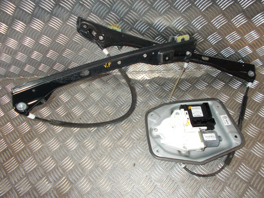 VW Golf 5 1K Rudemotor - Rudehejs Med OEM Nr. 5M1837401G Fra VW Ophugger