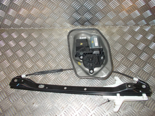 VW Golf 5 1K Rudemotor - Rudehejs Med OEM Nr. 5M0839401C Fra VW Ophugger