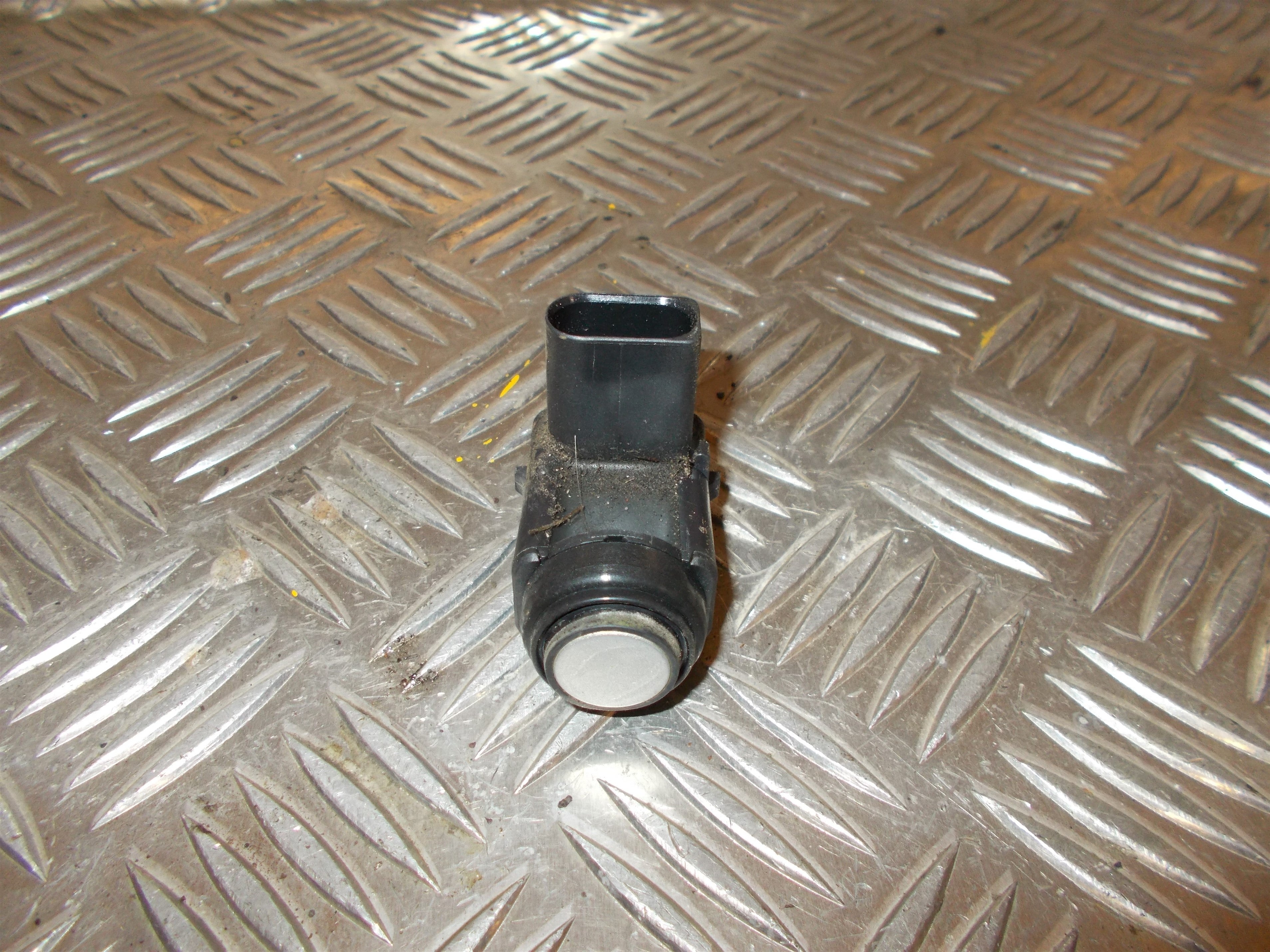 VW Golf 5 1K  Pdc Sensor/Baksensor Med OEM Nr. 1K0919275 Fra VW Ophugger