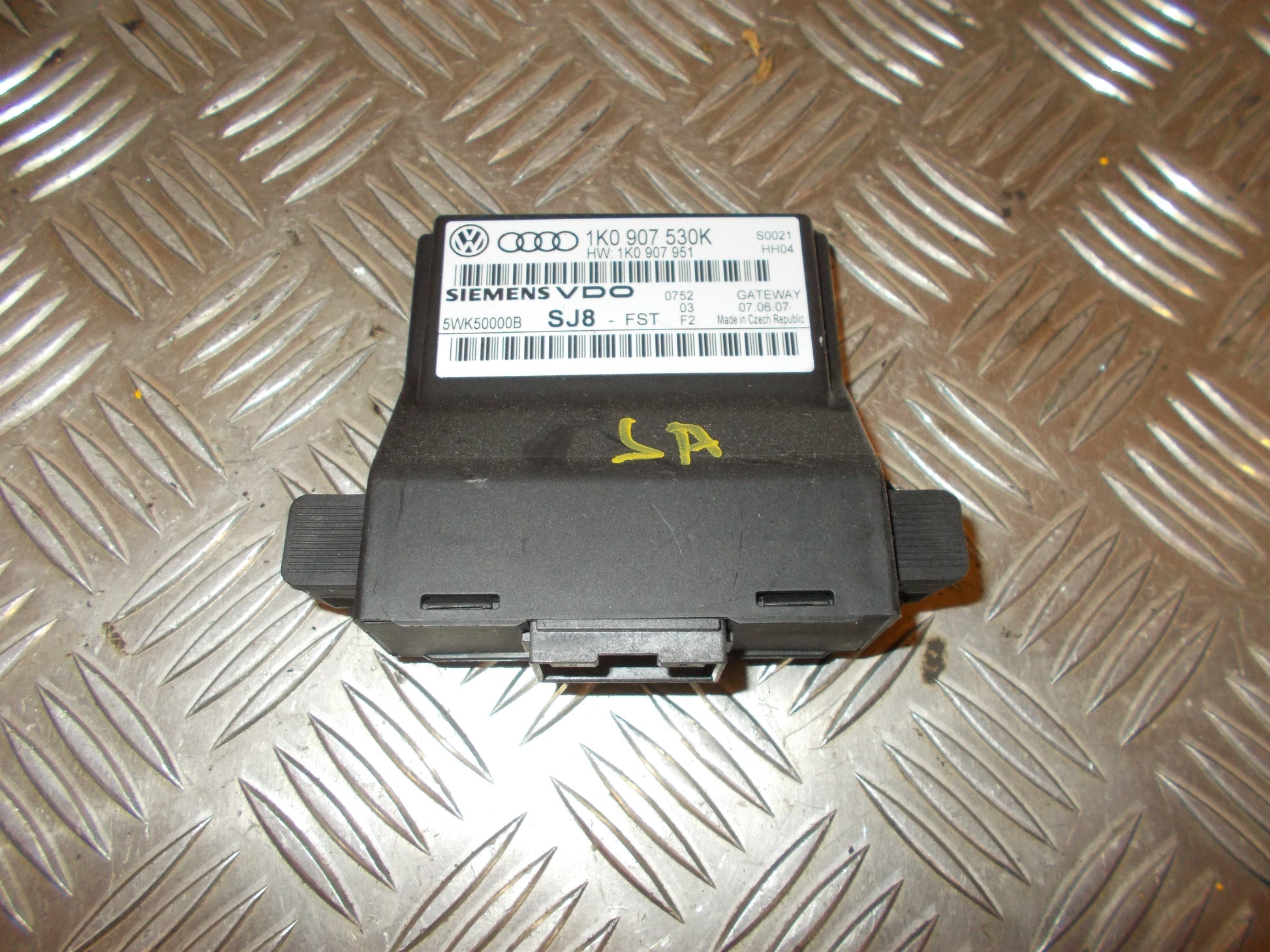 VW Golf 5 1K Relæ Diverse Med OEM Nr. 1K0907530K Fra VW Ophugger
