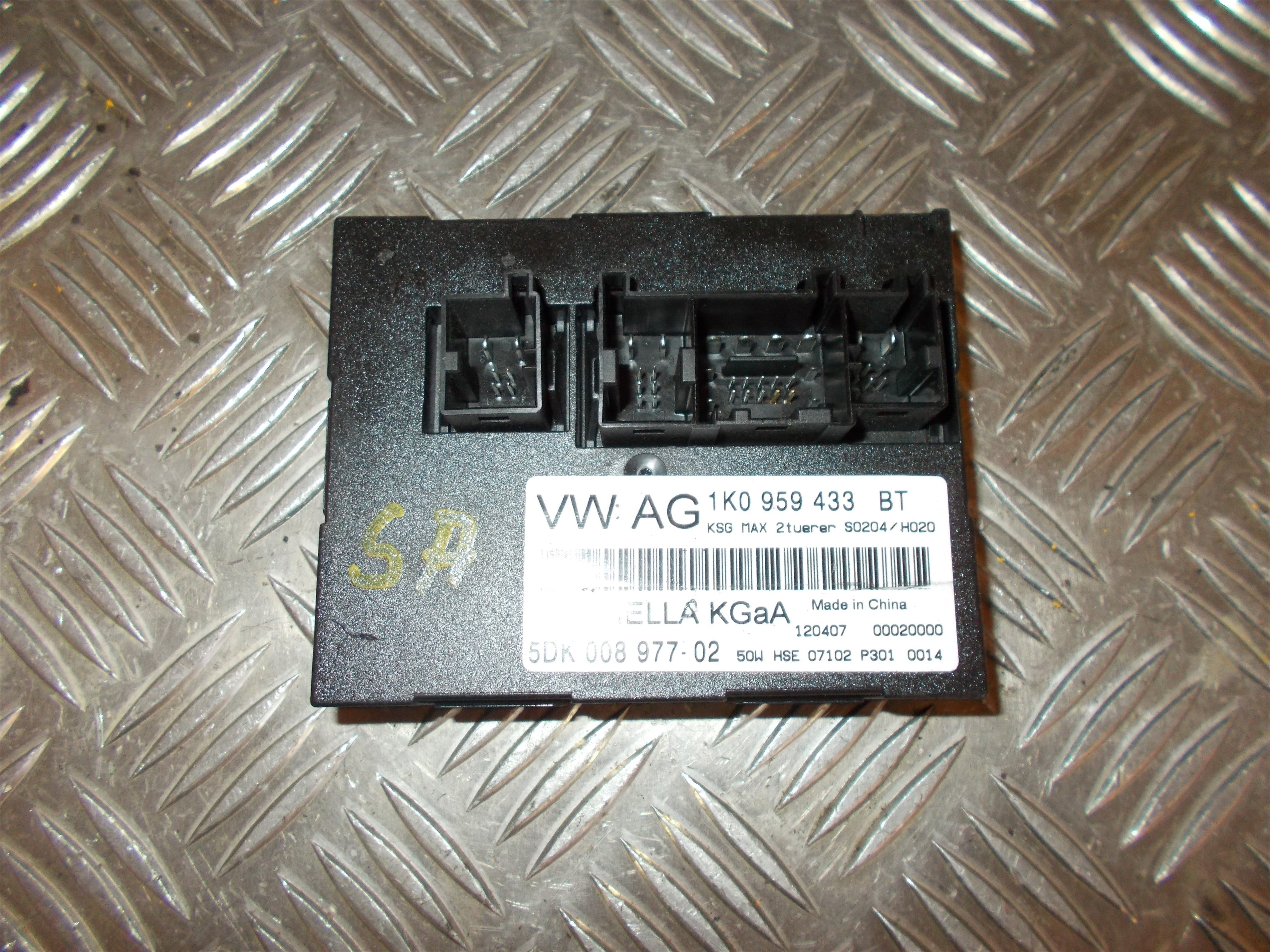 VW Golf 5 1K Bcm / Komfortkomputer Med OEM Nr. 1K0959433BT Fra VW Ophugger