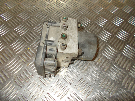 Renault Megane 2 Abs Pumpe Med OEM Nr. 0265800300 Fra Renault Ophugger