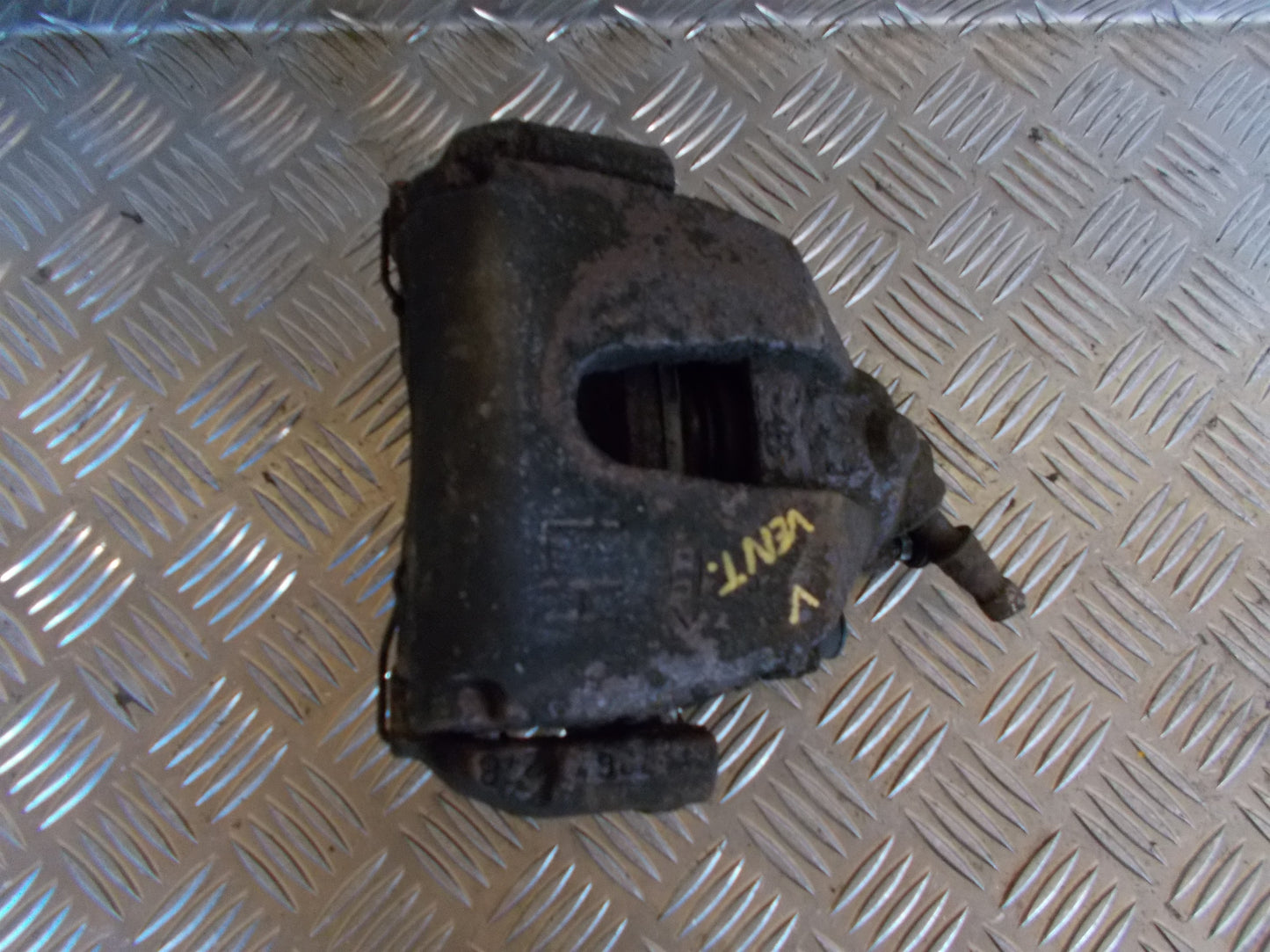 Volvo S40/V50 Bremsekaliber VF Med OEM Nr. 36000485 Fra Volvo Ophugger