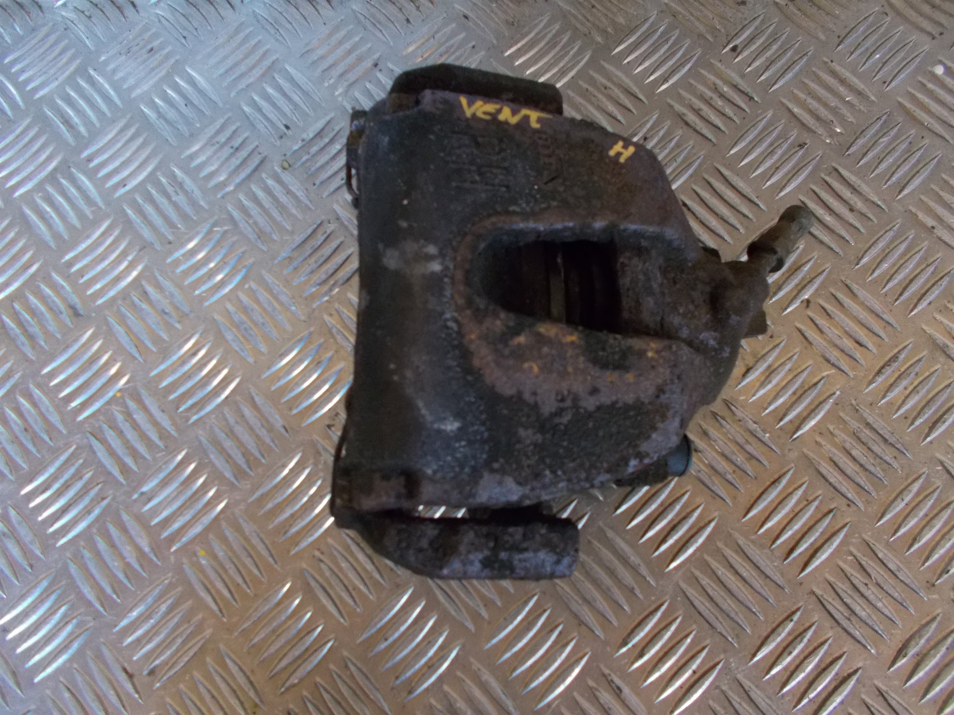 Volvo S40/V50 Bremsekaliber VF Med OEM Nr. 36000485 Fra Volvo Ophugger