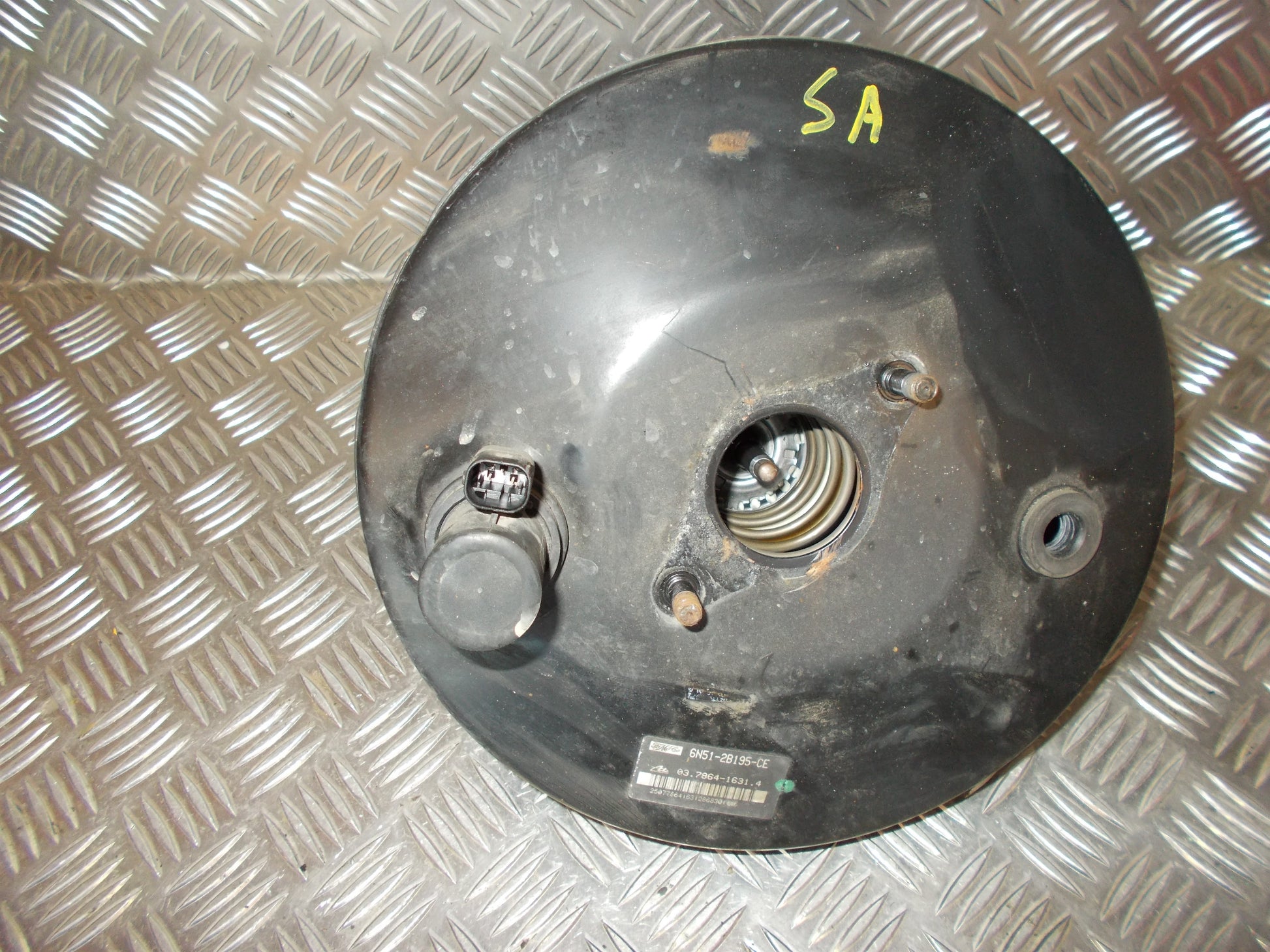 Volvo S40/V50 Bremseforstærker Med OEM Nr. 6N512B195CE Fra Volvo Ophugger