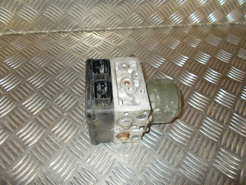 Toyota Corolla 4D/Stc E11 ABS Pumpe Med OEM Nr. 4451012260 Fra Toyota Ophugger