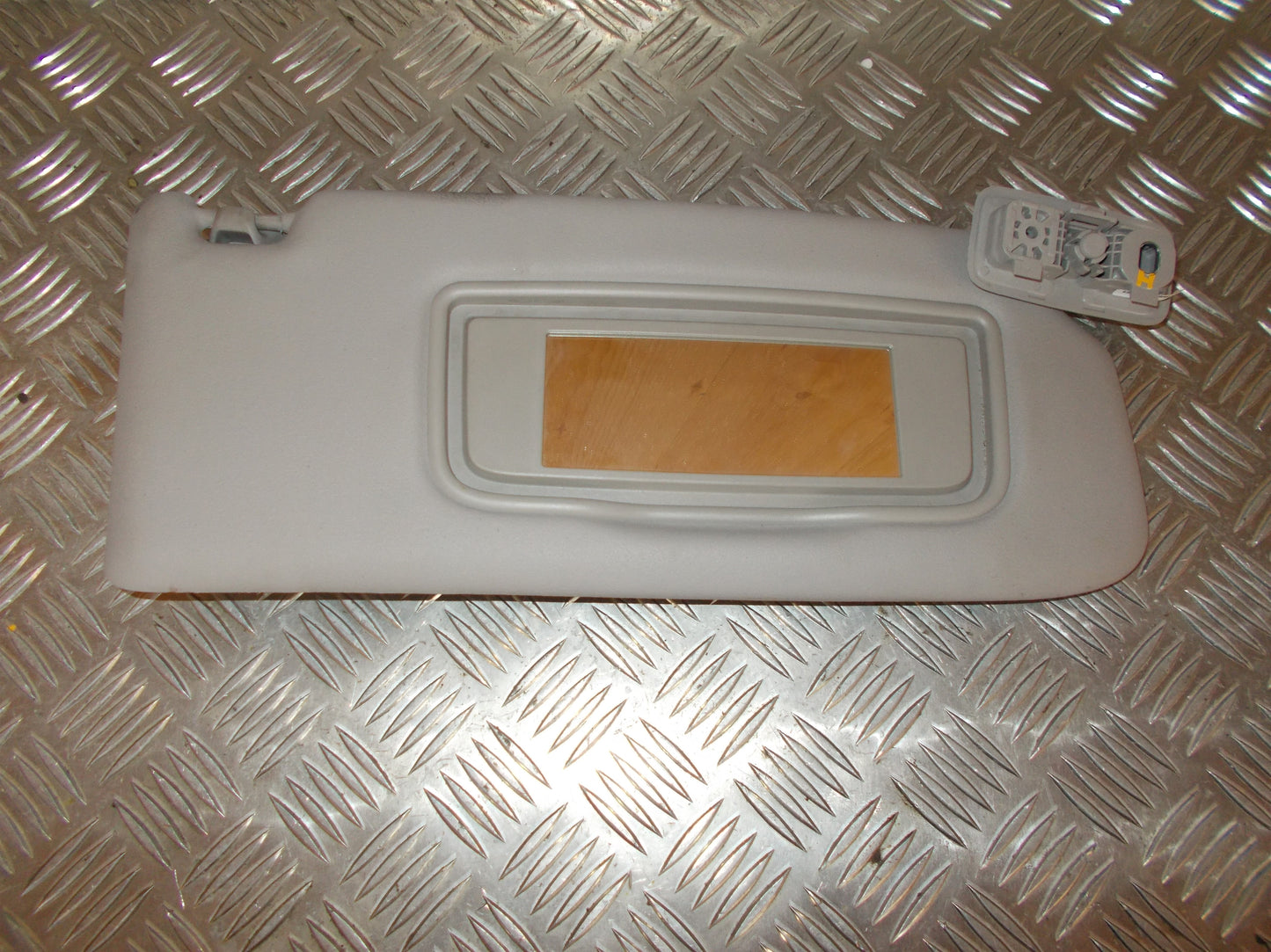 Volvo S40/V50 Solskærm Med OEM Nr. Ophugger Fra Volvo Ophugger