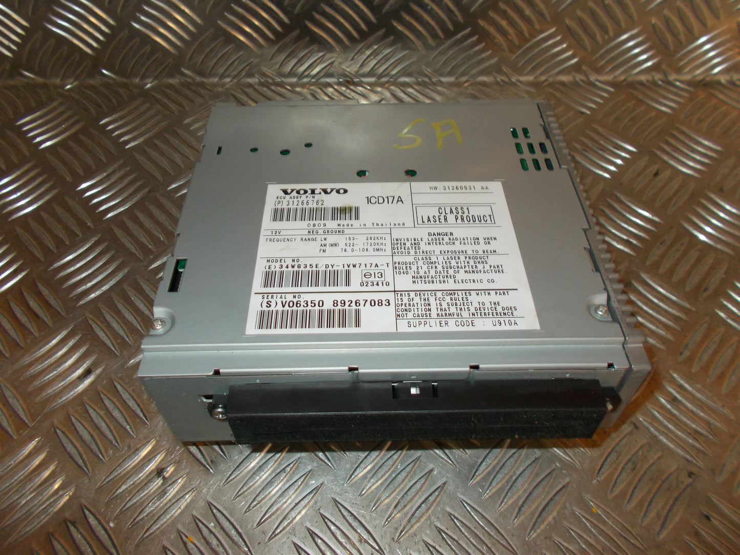 Volvo S40/V50 Radio M/Cd Med OEM Nr. 31266762 Fra Volvo Ophugger