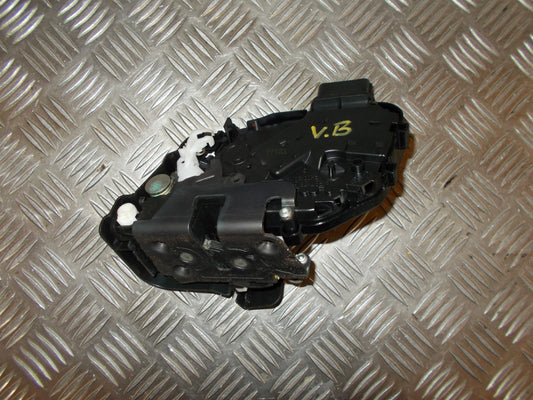 Volvo S40/V50 Dørlås Med OEM Nr. 3079936 Fra Volvo Ophugger