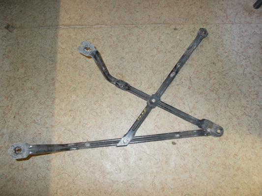 Peugeot Partner Tankbånd Med OEM Nr. Ophugger Fra Peugeot Ophugger