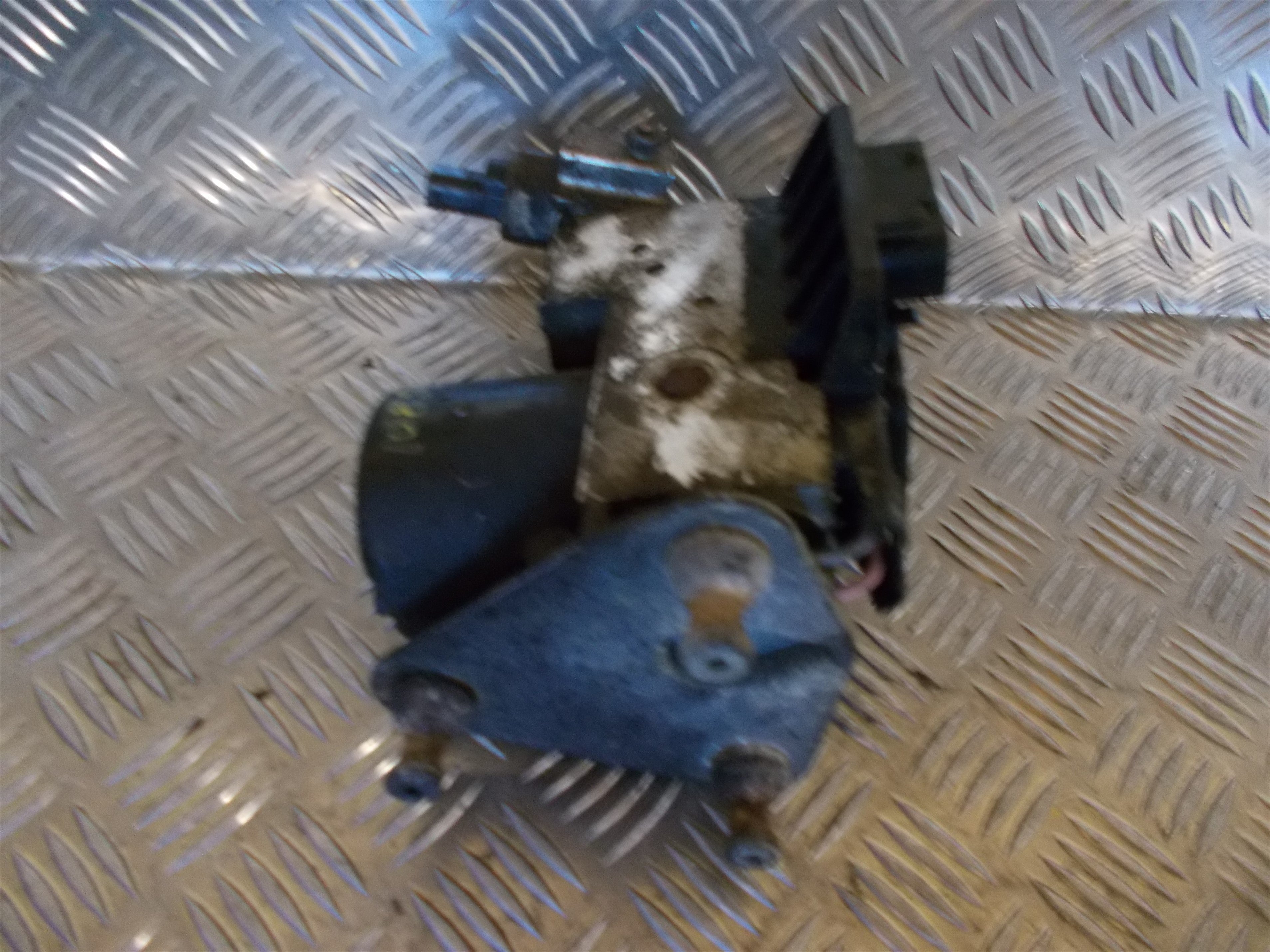Mercedes A W168 ABS Pumpe Med OEM Nr. 0265202433 Fra Mercedes Ophugger