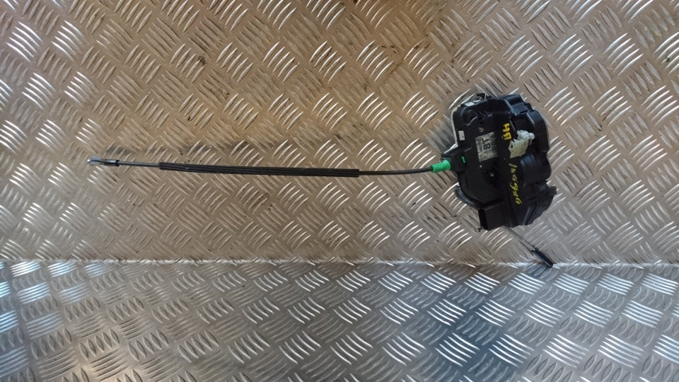 Opel Insignia A Dørlås Med OEM Nr. 13503788 Fra Opel Ophugger