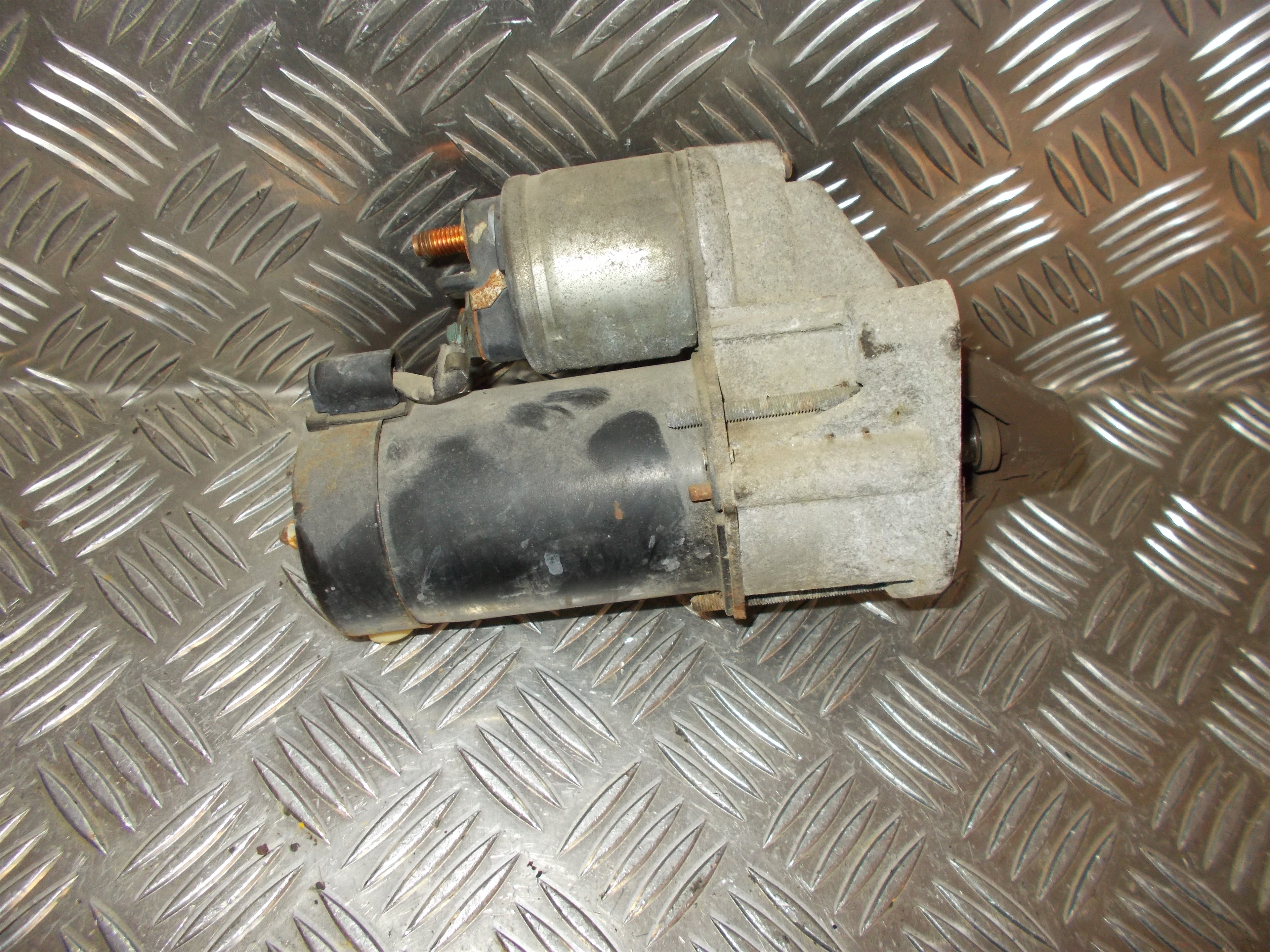 Mitsubishi Space Star Starter Med OEM Nr. MD308088 Fra Mitsubishi Ophugger