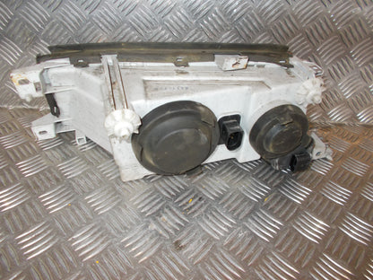 Skoda Octavia Forlygte Med OEM Nr. 1U1941018A Fra Skoda Ophugger