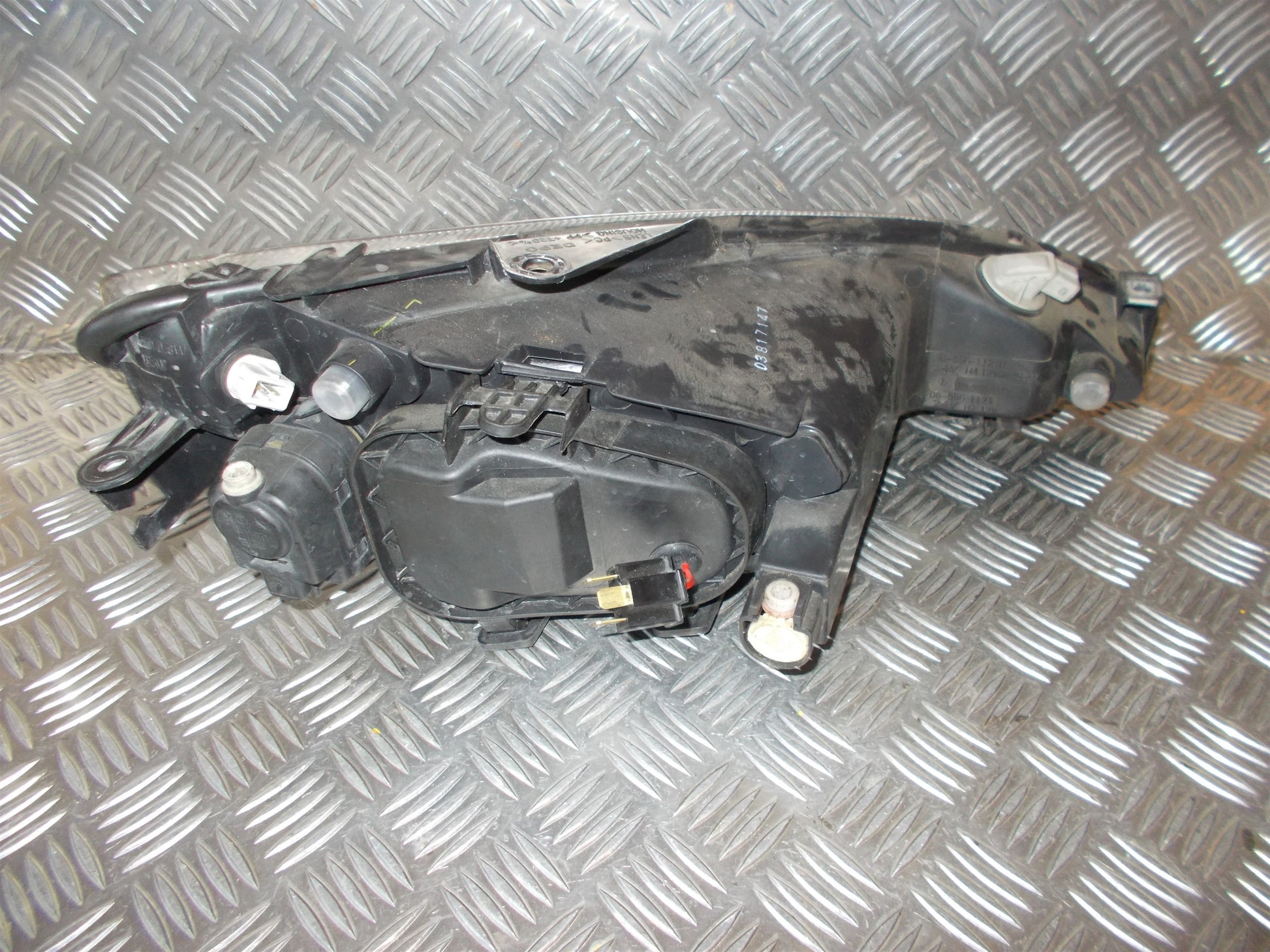 Peugeot 206 Forlygte Med OEM Nr. 6204S7 Fra Peugeot Ophugger