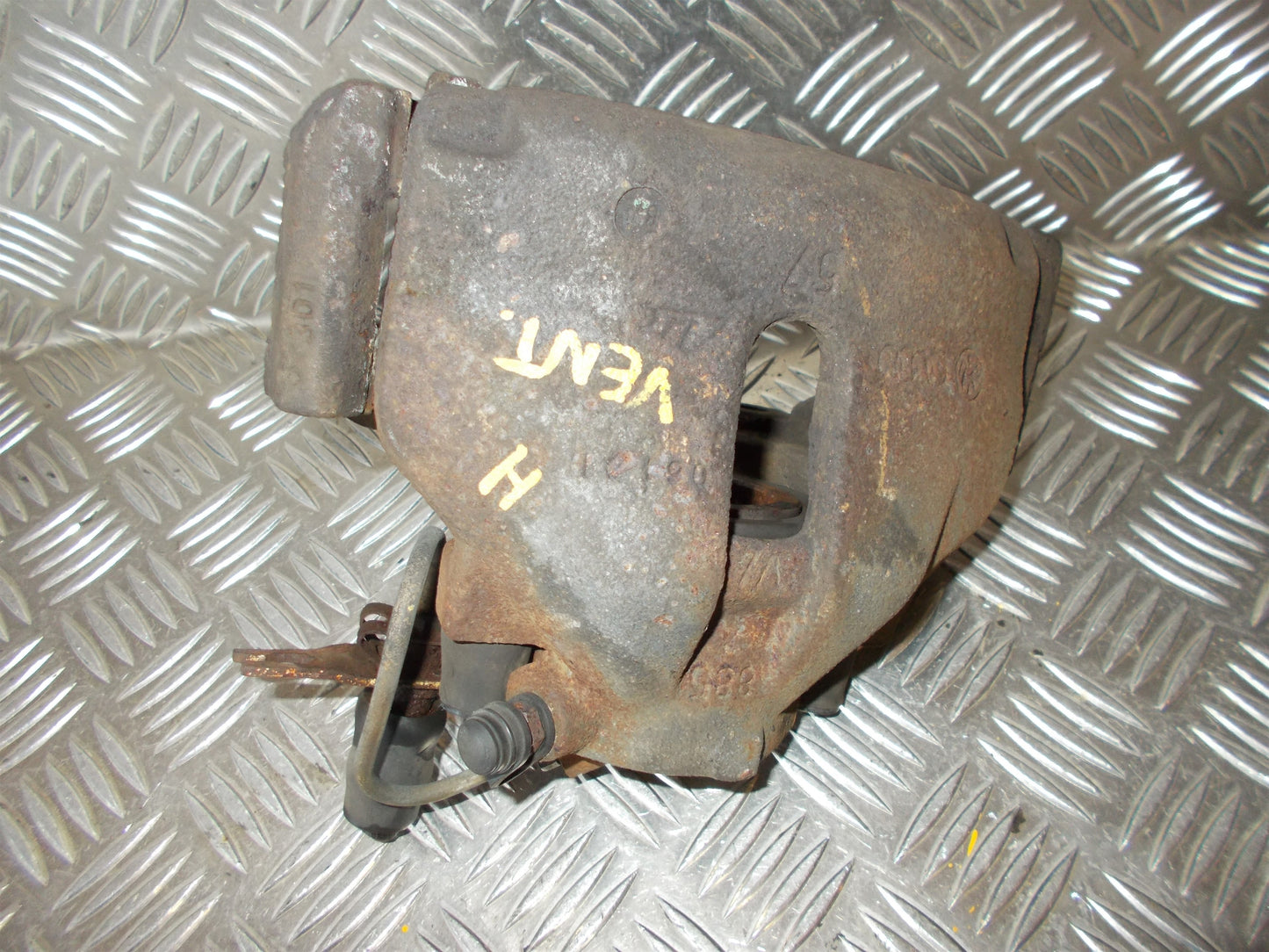 Audi A4 8D Bremsekaliber HF Med OEM Nr. Ophugger Fra Audi Ophugger