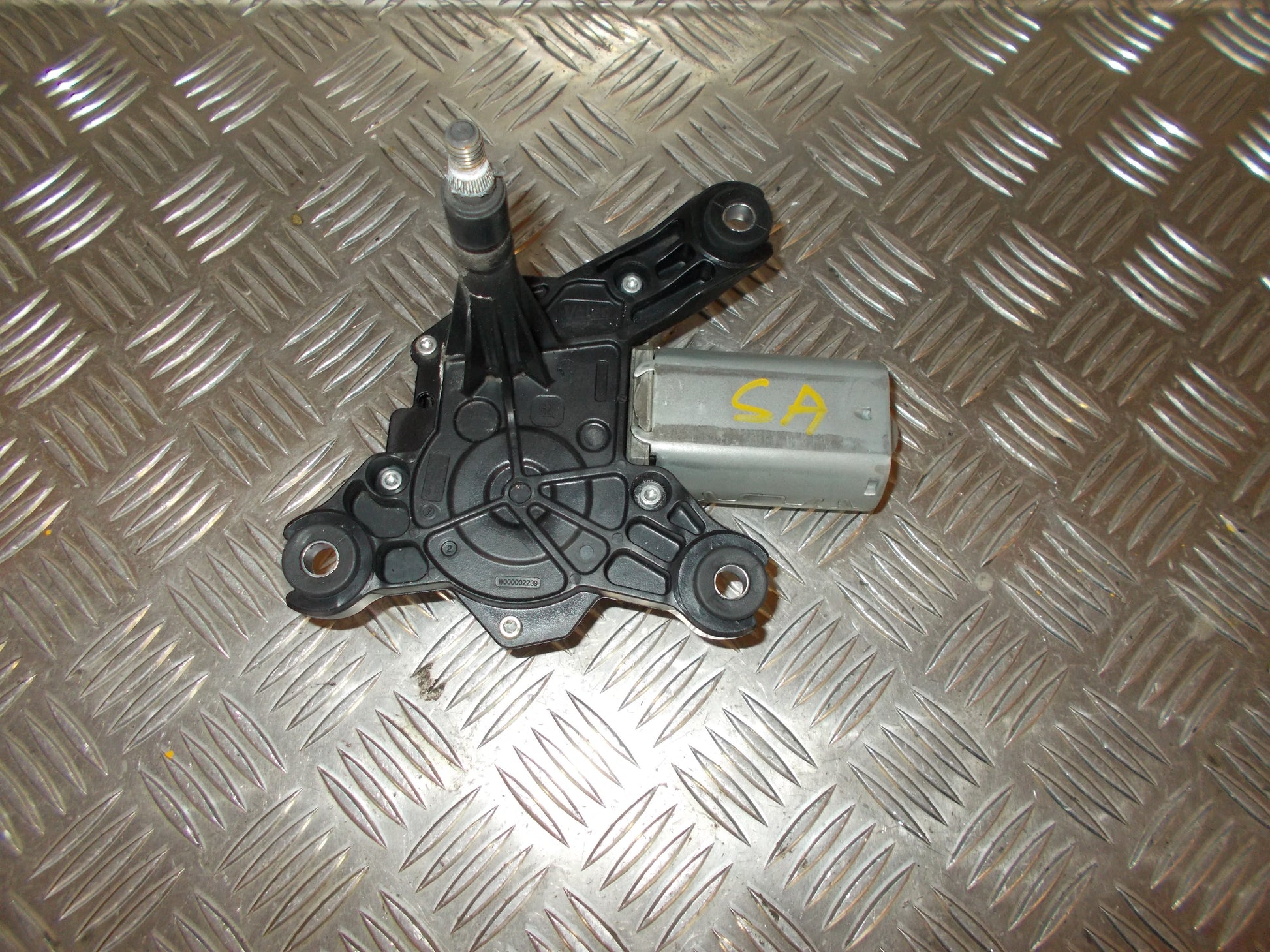 Opel Insignia A Bagrudevisker Motor Med OEM Nr. 13269910 Fra Opel Ophugger