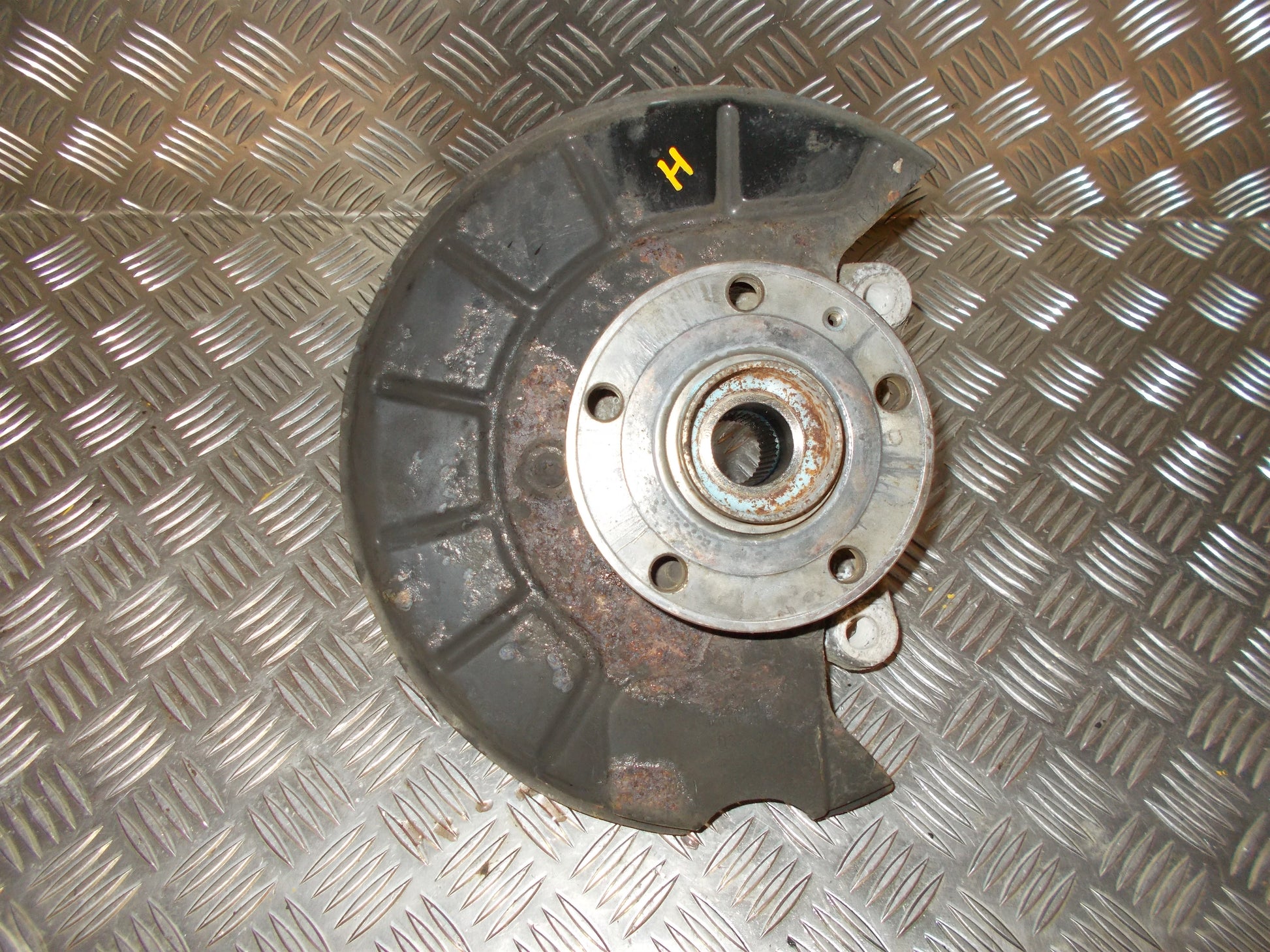 VW Passat 3C Spindel For H Med OEM Nr. 3C0407254F Fra VW Ophugger