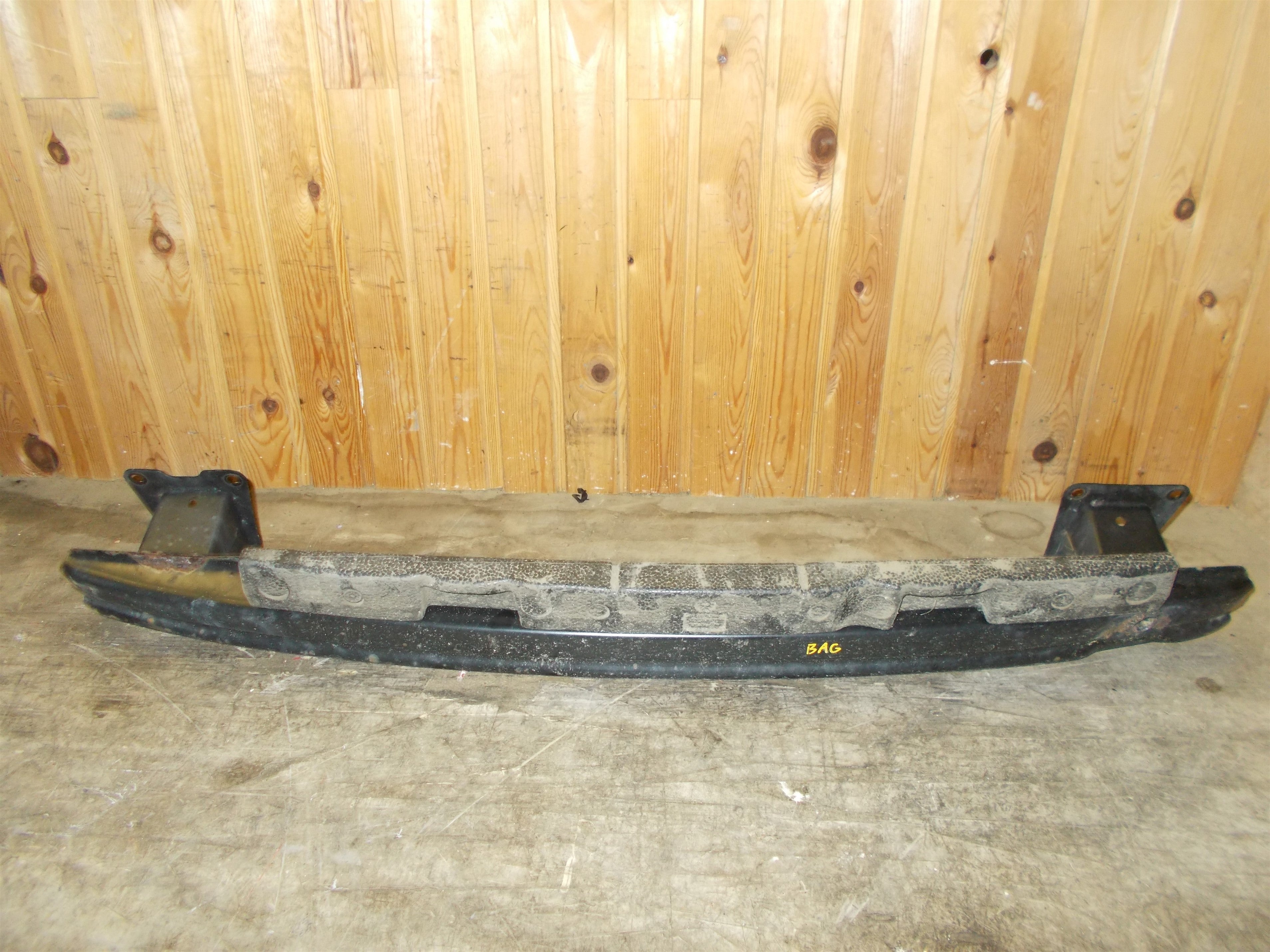VW Passat 3C Bagkofanger Rå Med OEM Nr. 3C9807305 Fra VW Ophugger