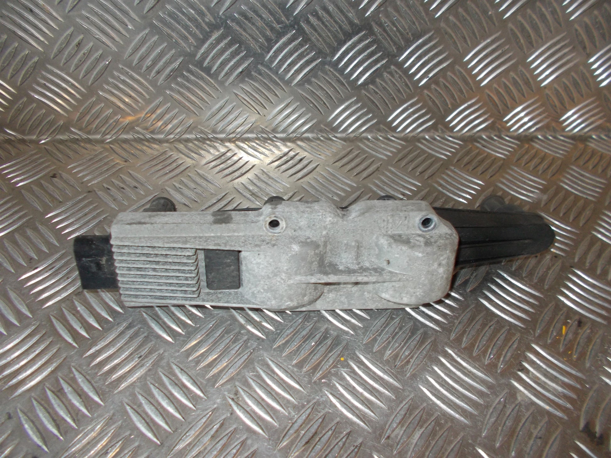 Skoda Fabia Tændspole El Med OEM Nr. 047905104A Fra Skoda Ophugger