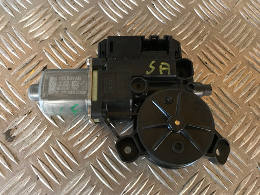 Audi A4 8K Rudemotor - Rudehejs Med OEM Nr. 6R0959801AB Fra Audi Ophugger