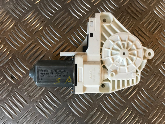 Audi A4 8K Rudemotor - Rudehejs Med OEM Nr. 8K0959802A Fra Audi Ophugger