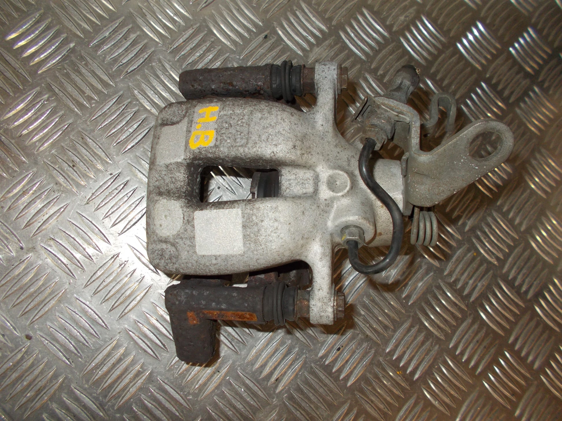 VW Jetta 1K Bremsekaliber HB Med OEM Nr. 1K0615424M Fra VW Ophugger