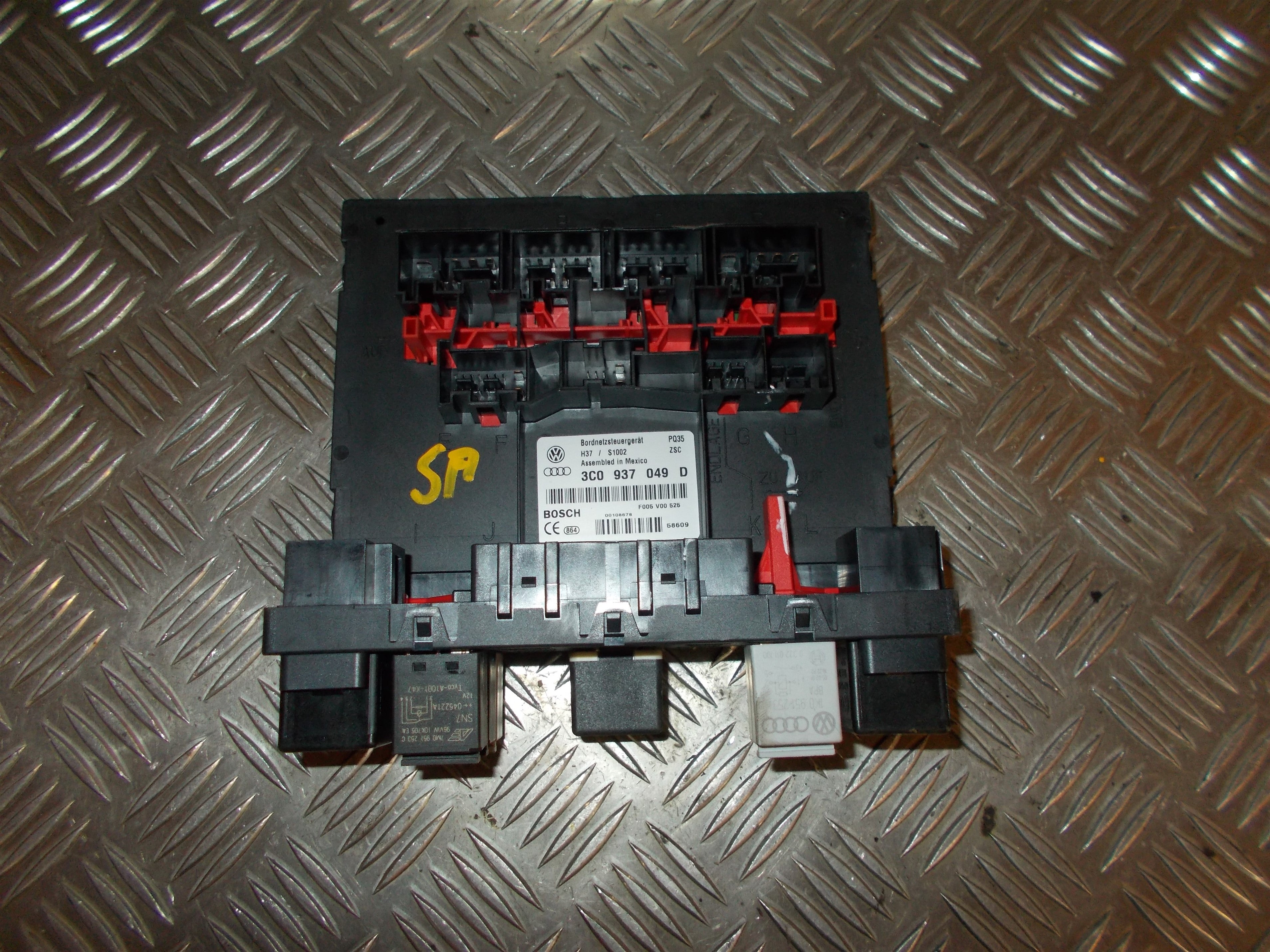 VW Jetta 1K Bcm / Komfortkomputer Med OEM Nr. 3C0937049D Fra VW Ophugger