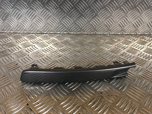 VW Passat 3C Fender/Pynteliste Med OEM Nr. 3C0807645A Fra VW Ophugger