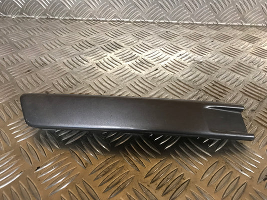 VW Passat 3C Fender/Pynteliste Med OEM Nr. 3C0807646A Fra VW Ophugger