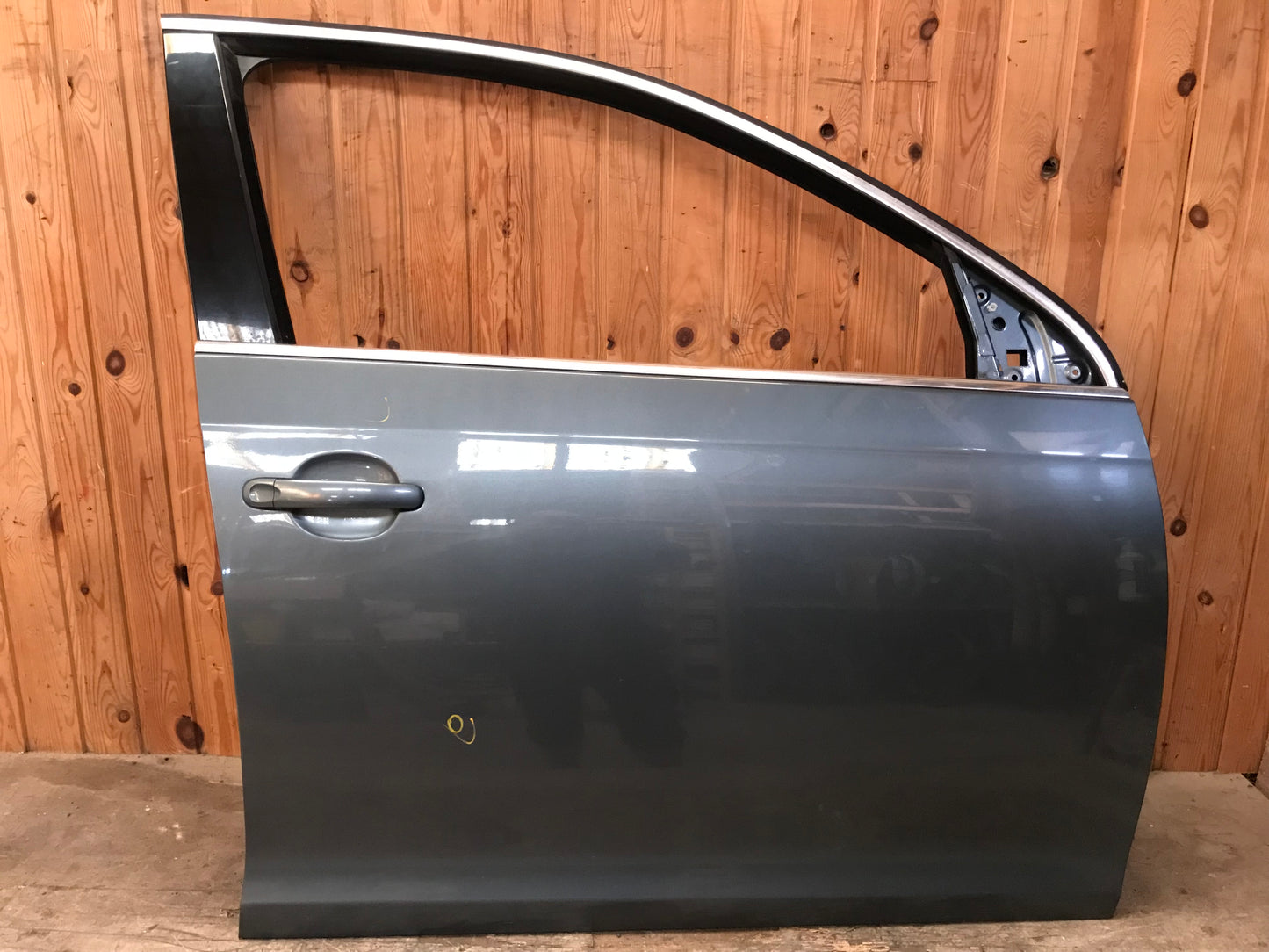 VW Jetta 1K Fordør H Med OEM Nr. 1K5831106F Fra VW Ophugger