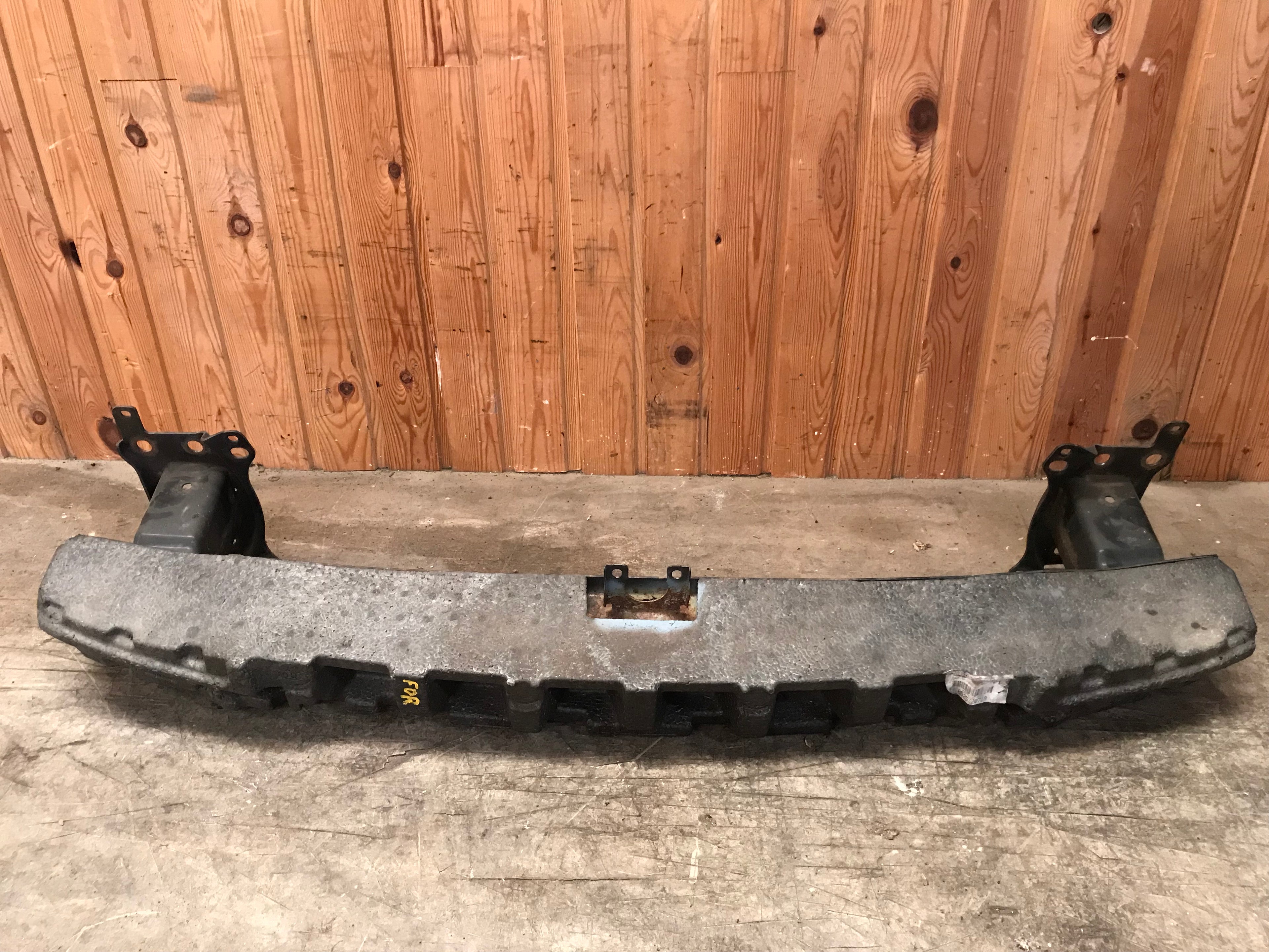 VW Jetta 1K Forkofanger Rå Med OEM Nr. 1K5807109B Fra VW Ophugger