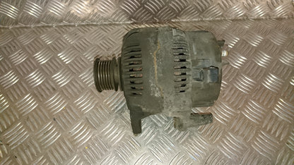 VW Polo CLA Variant 6K Generator Med OEM Nr. 028903025GX Fra VW Ophugger