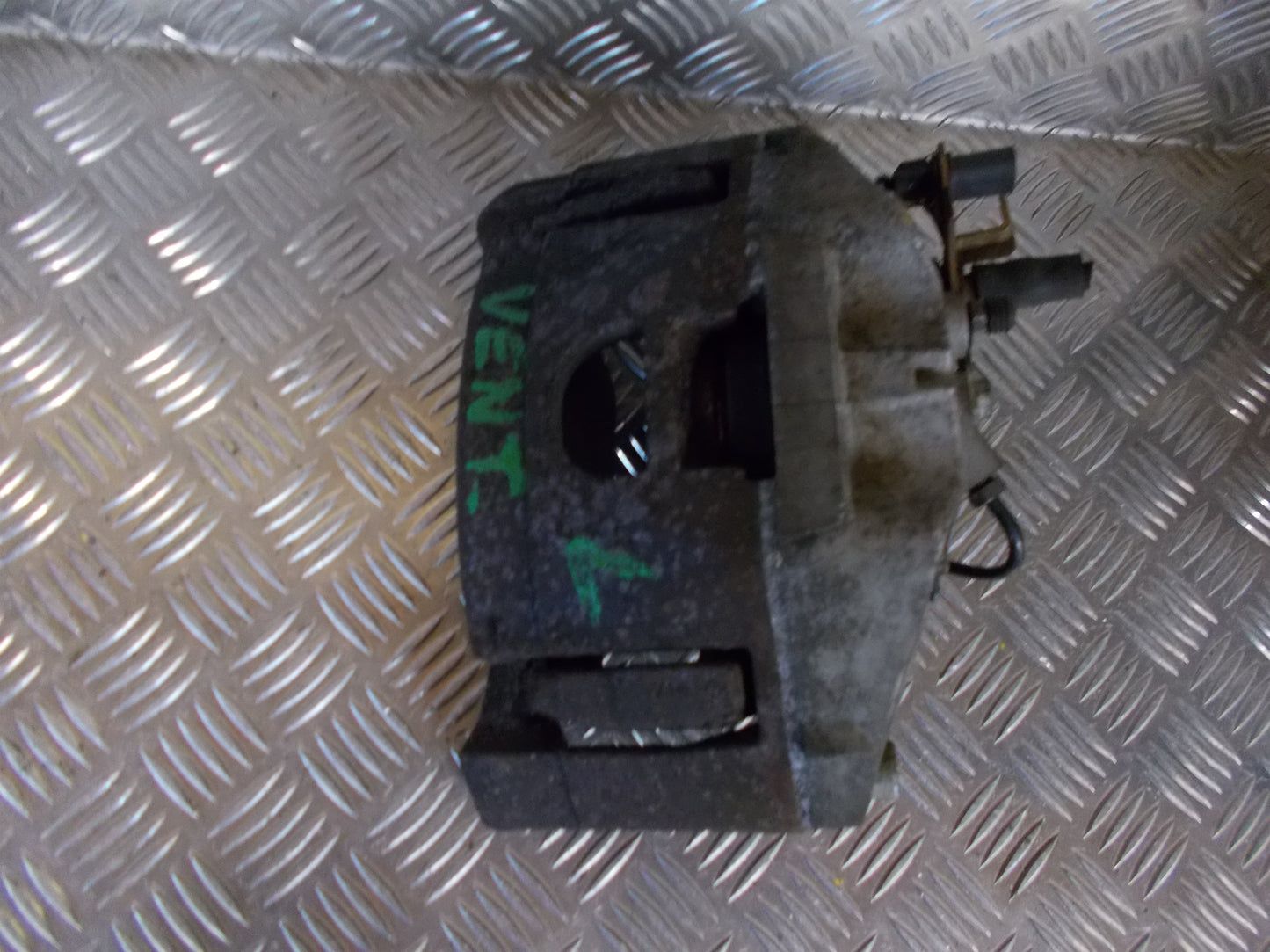 Audi A6 4F Bremsekaliber VF Med OEM Nr. 4F0615123 Fra Audi Ophugger