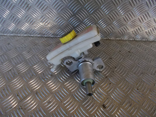 Audi A6 Bremsehovedcylinder Med OEM Nr. 4B3611021 Fra Audi Ophugger