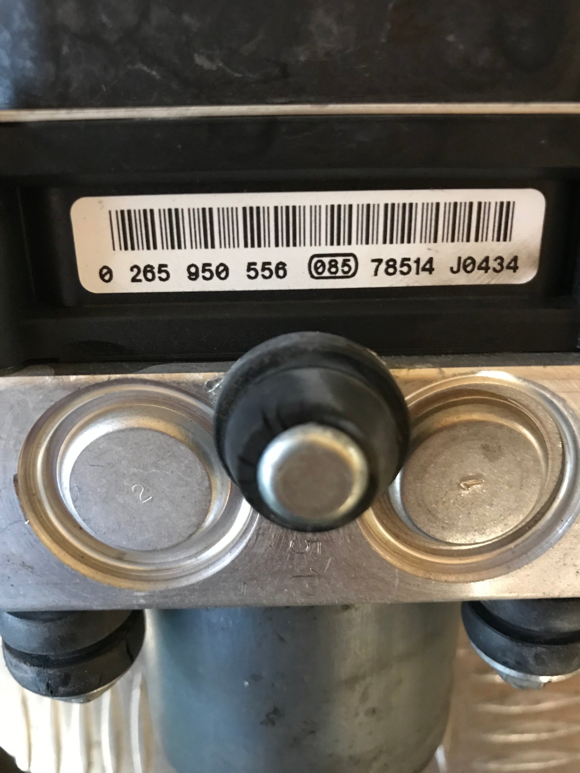 Audi A6 ABS Pumpe Med OEM Nr. 4F0910517AC Fra Audi Ophugger