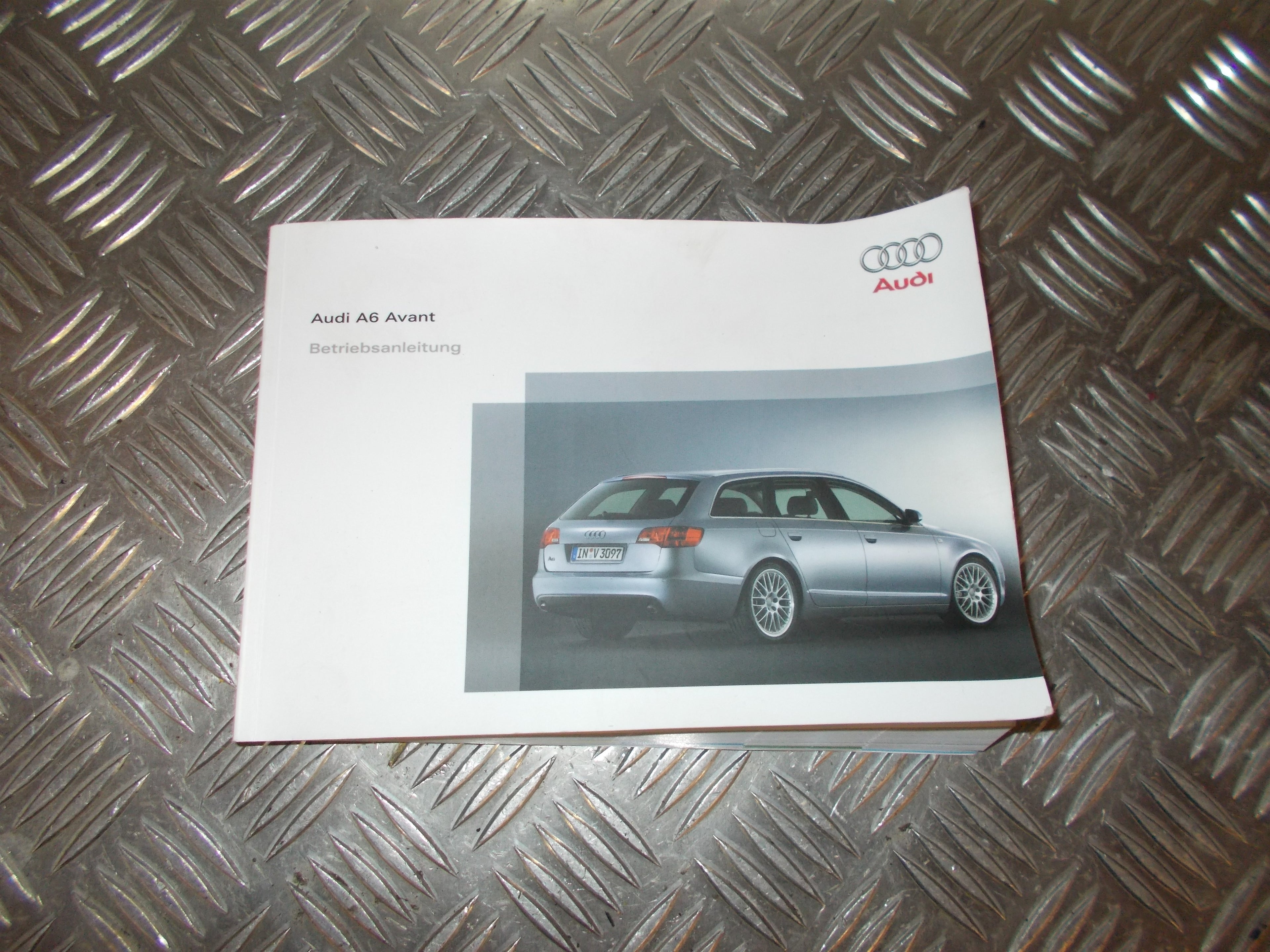 Audi A6 Instruktionsbog Med OEM Nr. TYSK Fra Audi Ophugger