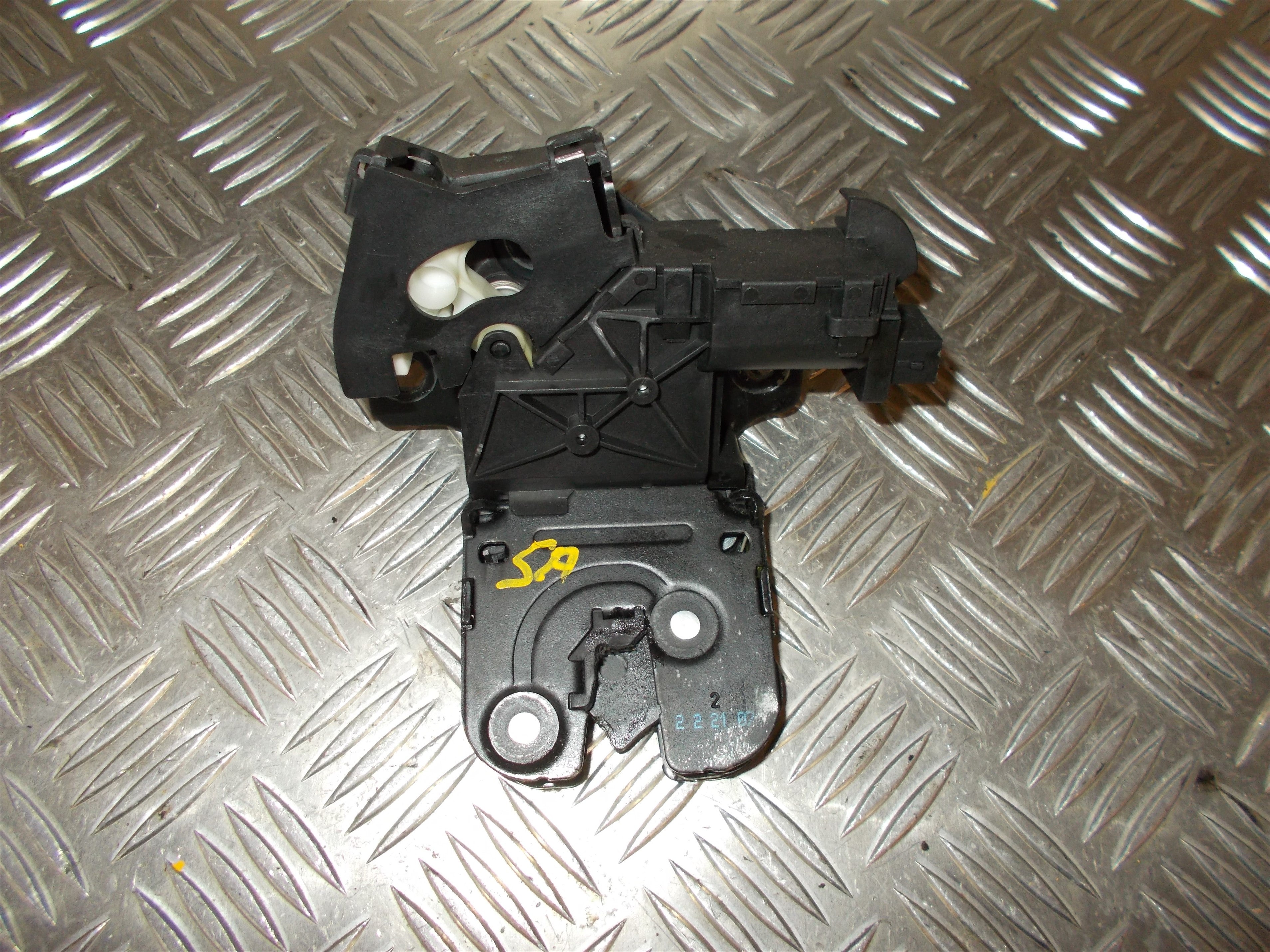Audi A6 Dørlås Med OEM Nr. 8P4827505C Fra Audi Ophugger