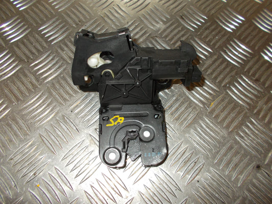 Audi A6 Dørlås Med OEM Nr. 8P4827505C Fra Audi Ophugger