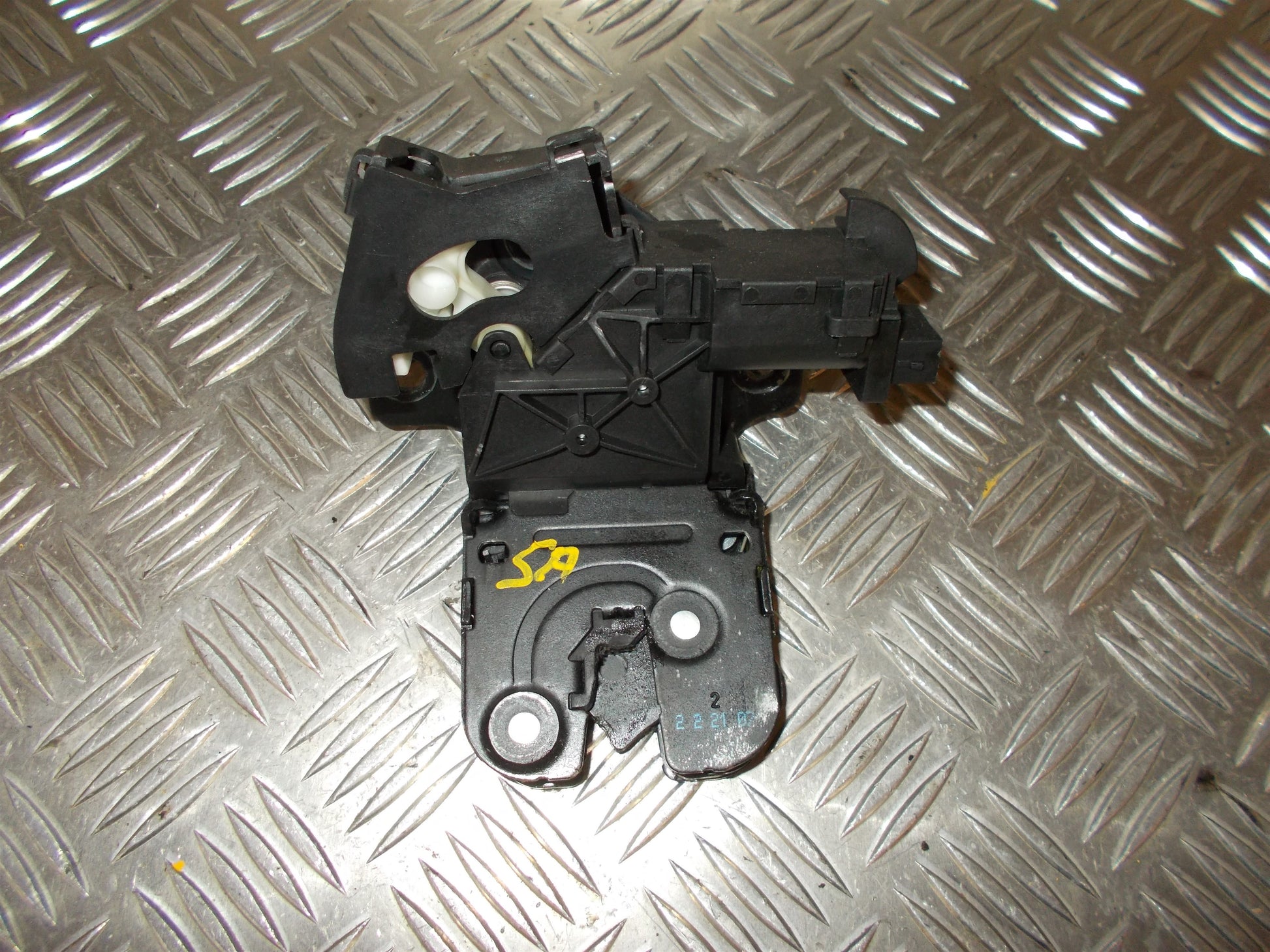 Audi A6 Dørlås Med OEM Nr. 8P4827505D Fra Audi Ophugger