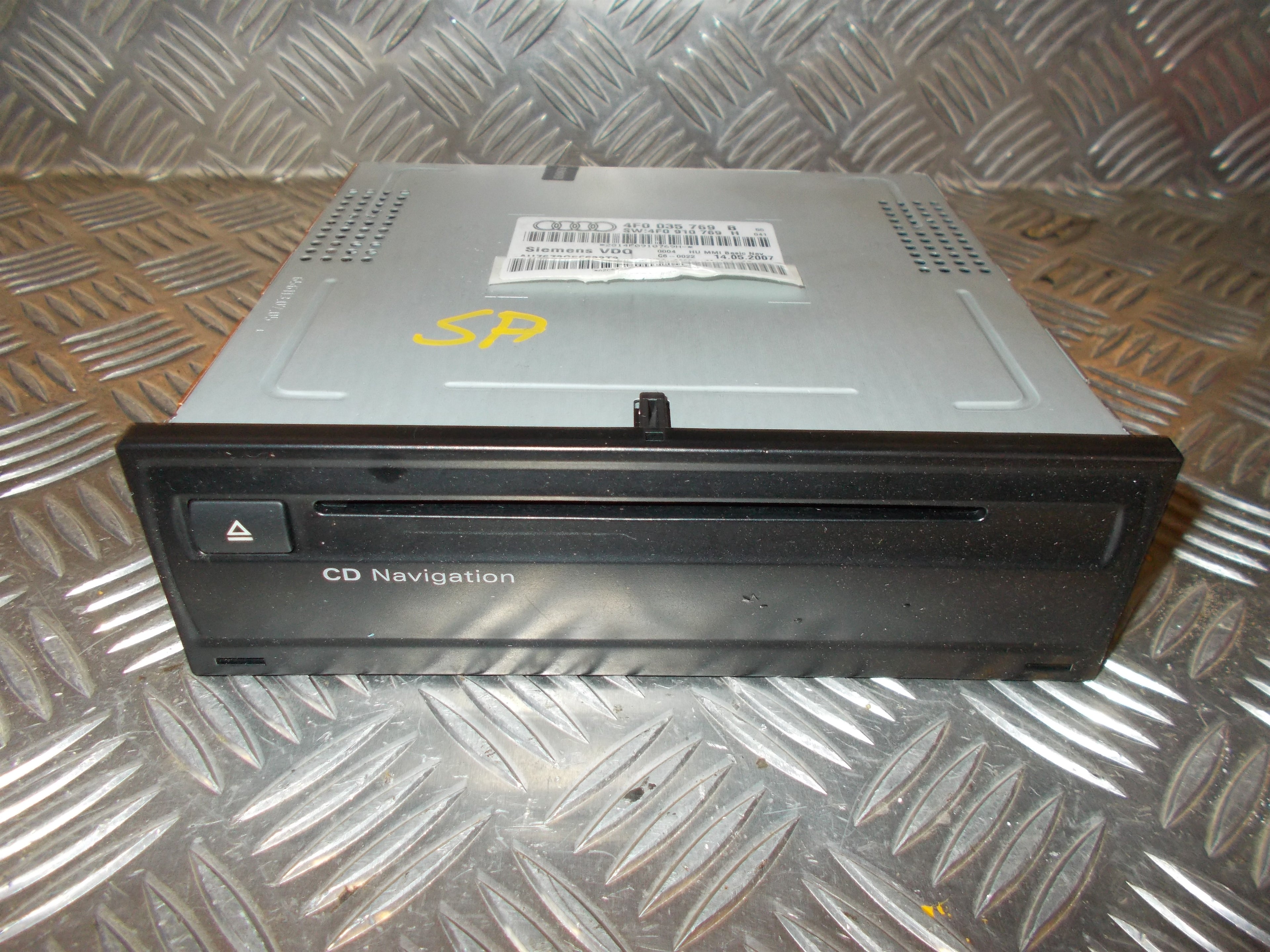 Audi A6 Navigationsanl Med OEM Nr. 4F0035769B Fra Audi Ophugger