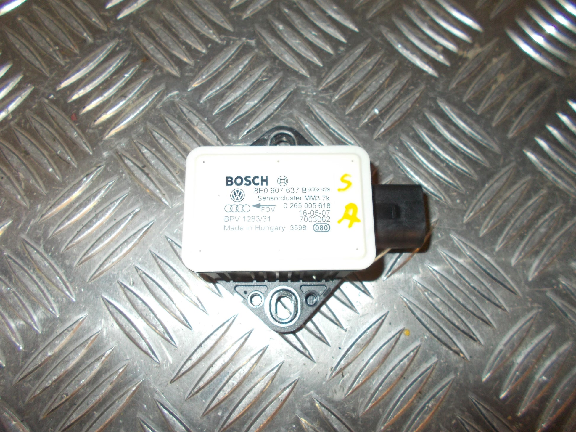 Audi A6 4F Esp Sensor Med OEM Nr. 8E0907637B Fra Audi Ophugger