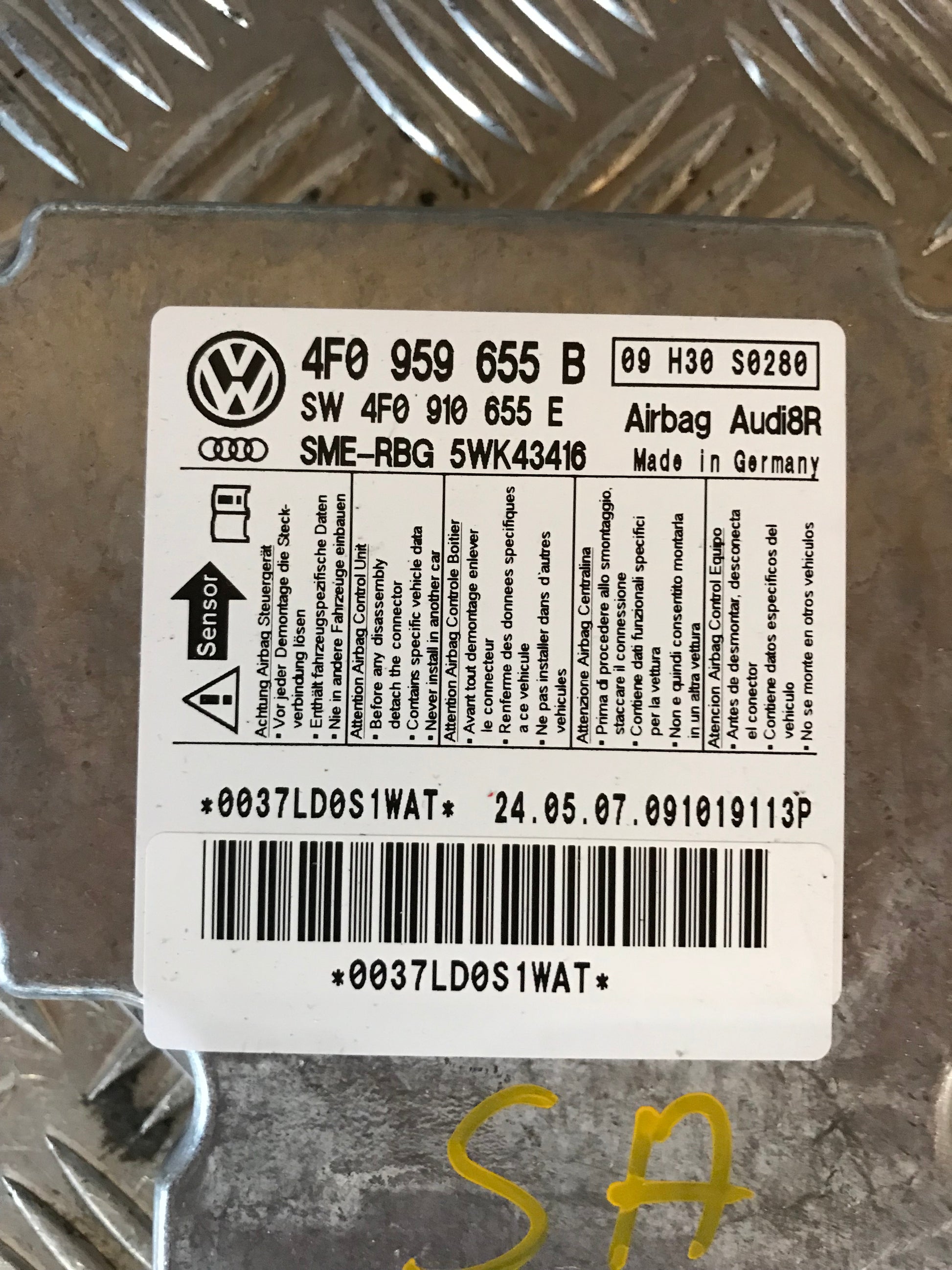 Audi A6 Airbag Elboks Med OEM Nr. 4F0959655B Fra Audi Ophugger