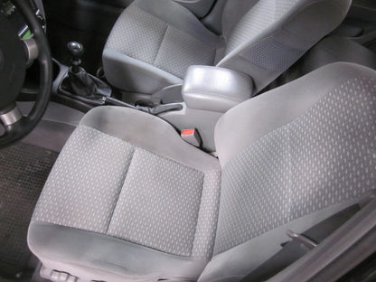 Daewoo Nubira Pluk-Selv-Bil Med OEM Nr. Ophugger Fra Daewoo Ophugger