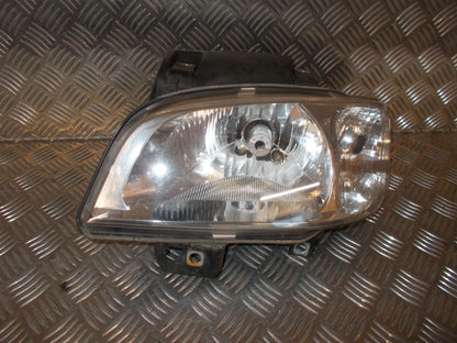 Seat Cordoba Forlygte Med OEM Nr. 6K1941043A Fra Seat Ophugger