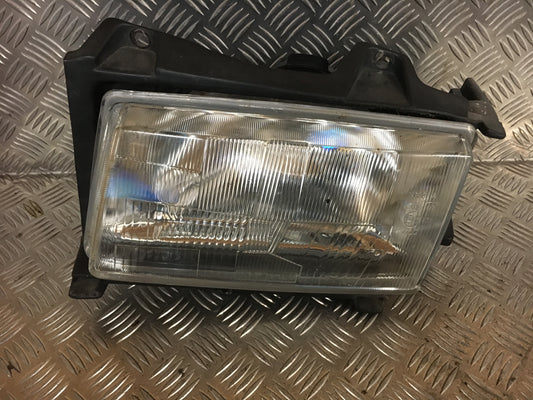 Citroen Jumpy Forlygte Med OEM Nr. 6204AL Fra Citroen Ophugger